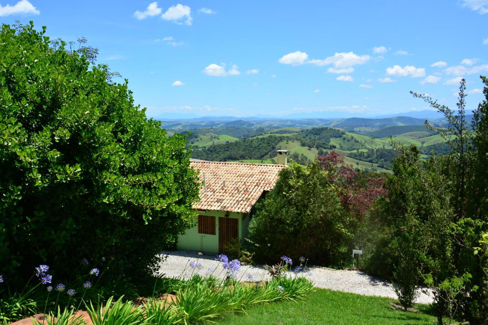 Pousada Quinta Da Serra Bed & Breakfast Cunha Exterior photo